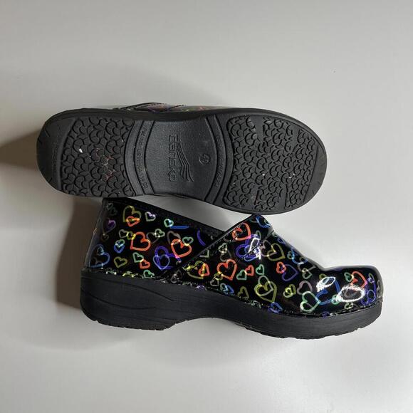 Dansko Professional Clogs Women’s Size 40 EU 9 US Black Patent Hearts - Picture 2 of 7